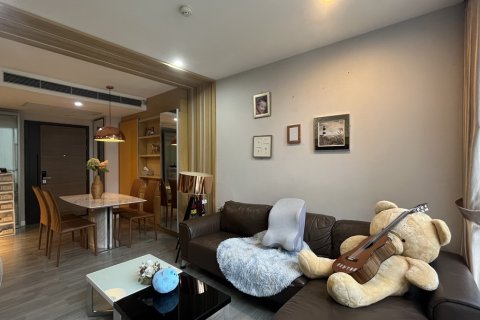 Кондоминиум с 2 спальнями в Банг Раке, Бангкок, Таиланд № 201176 - фото 10