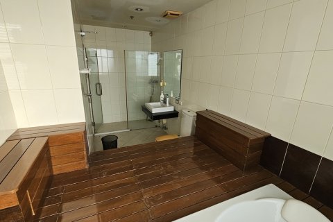 Condo à Watthana, Bangkok, Thaïlande, 3 chambres № 201178 - photo 3