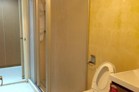 Condo in Watthana, Bangkok, Thailand, 3 bedrooms  № 167530 - photo 10