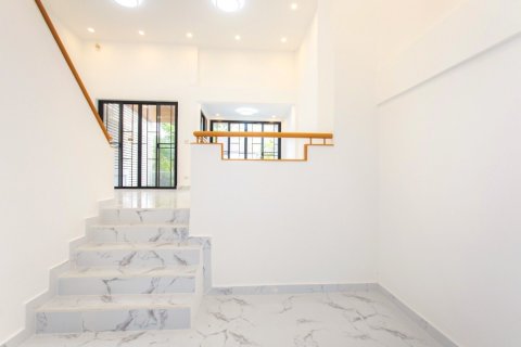 Таунхаус в Буенг Куме, Бангкок, Таиланд с 3 спальнями № 167528 - фото 6