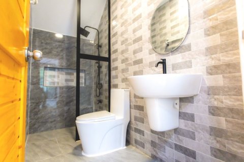 Таунхаус в Буенг Куме, Бангкок, Таиланд с 3 спальнями № 167528 - фото 13