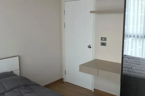 Кондоминиум с 2 спальнями в Банг Пхлате, Бангкок, Таиланд № 171125 - фото 10