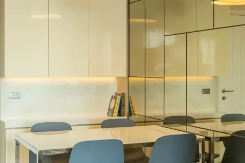 Кондоминиум с 2 спальнями в Банг Пхлате, Бангкок, Таиланд № 171125 - фото 5