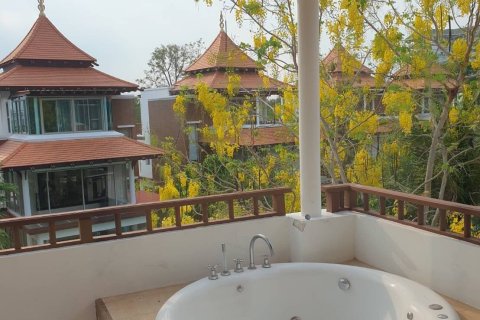 House in Cha-am, Thailand 4 bedrooms № 153018 - photo 3