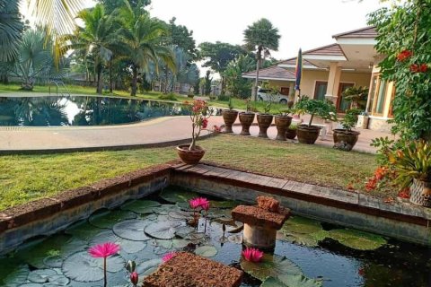 House in Kosum Phisai, Thailand 3 bedrooms № 153017 - photo 8