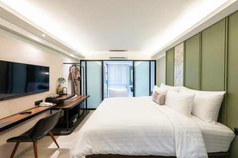 Commercial property in Bangkok, Thailand № 180537 - photo 16
