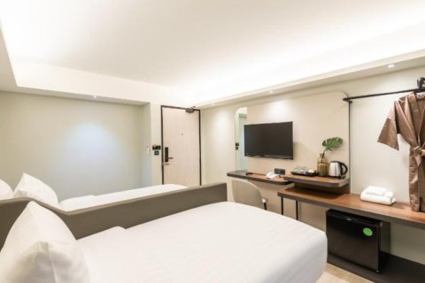 Commercial property in Bangkok, Thailand № 180537 - photo 7