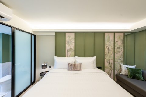 Commercial property in Bangkok, Thailand № 180537 - photo 17