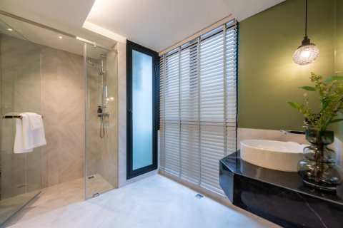 Commercial property in Bangkok, Thailand № 180537 - photo 14