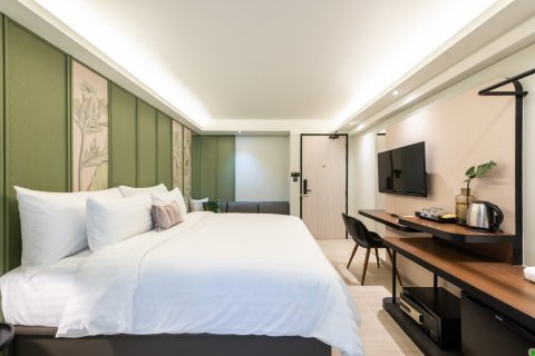 Commercial property in Bangkok, Thailand № 180537 - photo 10
