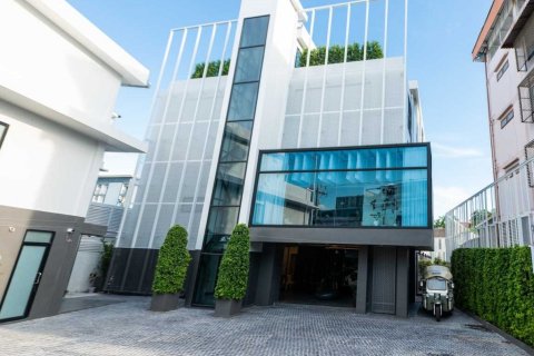 Commercial property in Bangkok, Thailand № 180537 - photo 5