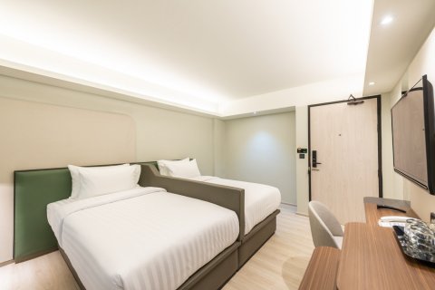 Commercial property in Bangkok, Thailand № 180537 - photo 15