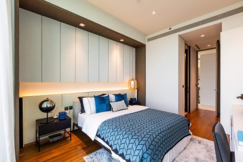 Condo in Bangkok, Thailand, 2 bedrooms  № 180534 - photo 14