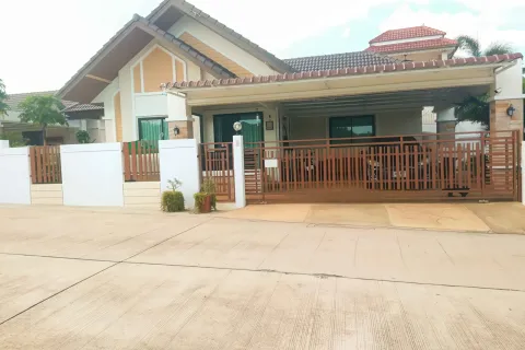 Дом в Паттайе, Таиланд с 4 комнатами № 155536 - фото 2