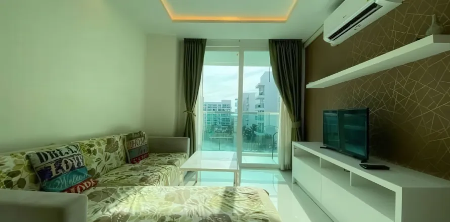 Apartment in Pattaya, Thailand 2 bedrooms № 155535