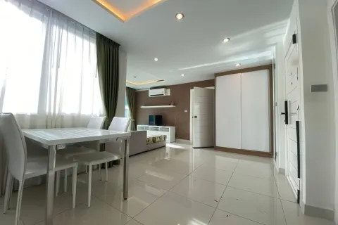 Apartment in Pattaya, Thailand 2 bedrooms № 155535 - photo 6