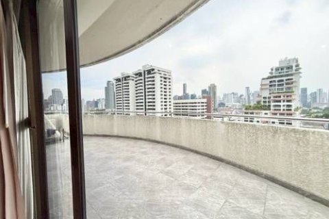 Кондоминиум с 3 спальнями в Ваттхане, Бангкок, Таиланд № 171800 - фото 6