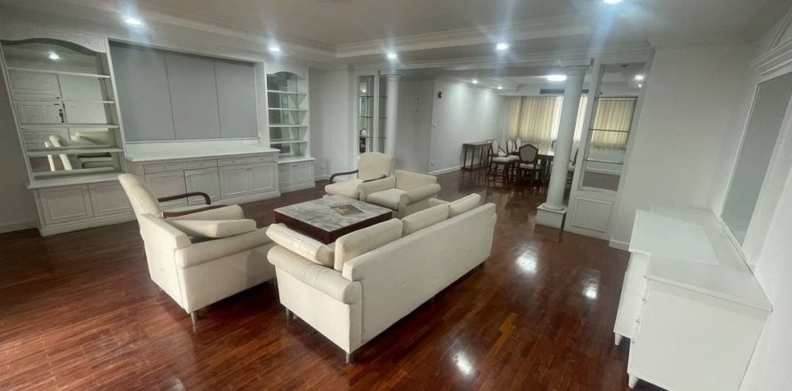 Кондоминиум с 3 спальнями в Ваттхане, Бангкок, Таиланд № 171795