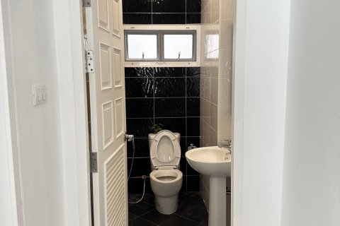 House in Chiang Mai, Thailand 3 bedrooms № 171797 - photo 15