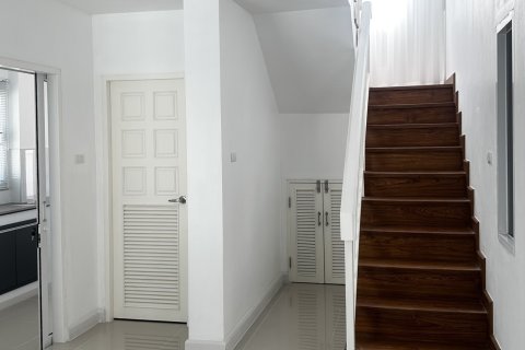 House in Chiang Mai, Thailand 3 bedrooms № 171797 - photo 5