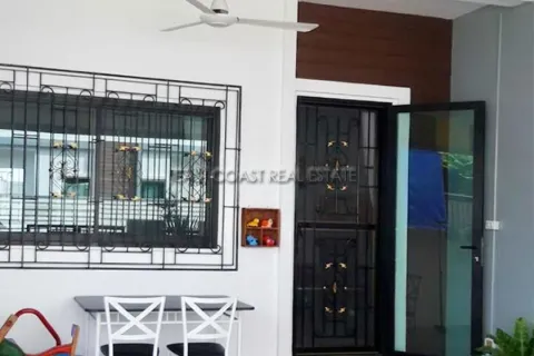 Casa de 2 dormitorios en Pattaya, Tailandia № 212982 - foto 3