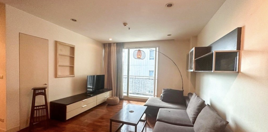 Condo in Watthana, Bangkok, Thailand, 2 bedrooms  № 147592