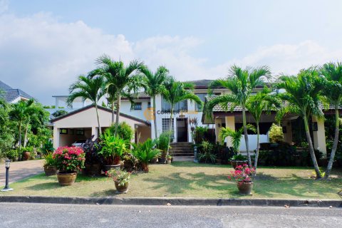 Студия в Чонбури, Таиланд № 164934 - фото 2