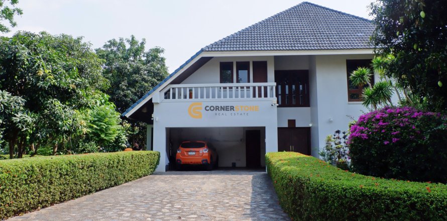 Студия в Чонбури, Таиланд № 164935