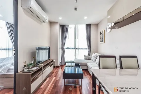 Condo à Ratchathewi, Bangkok, Thaïlande, 2 chambres  № 162061 - photo 10