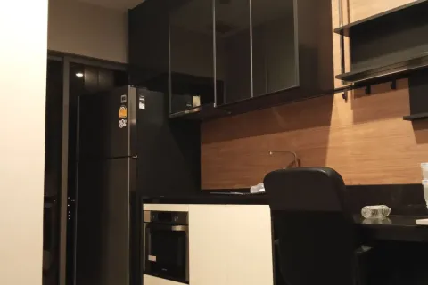 Studio in the Condo in Sathon, Bangkok, Thailand  № 162059 - photo 3