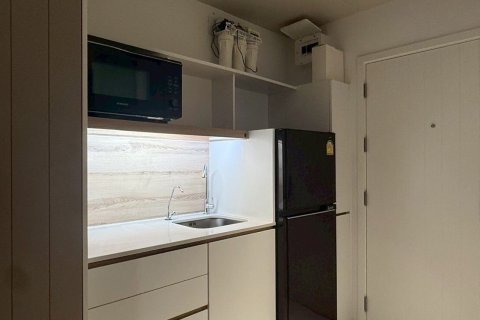 Studio in the Condo in Pathum Wan, Bangkok, Thailand № 162056 - photo 4