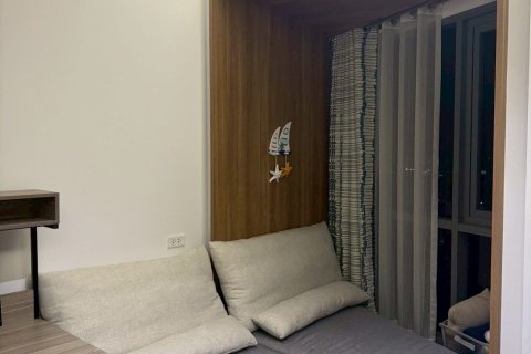 Studio in the Condo in Pathum Wan, Bangkok, Thailand № 162056 - photo 2