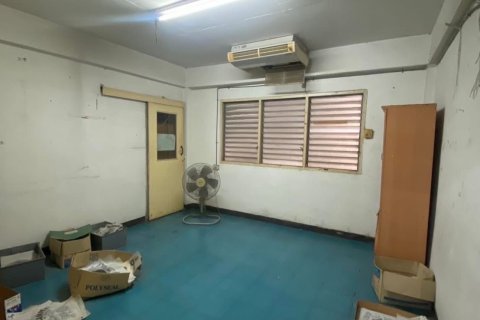 Townhouse in Bangkok Noi, Thailand 5 bedrooms № 154077 - photo 6