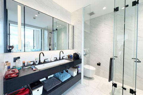 Кондоминиум с 2 спальнями в Банг Раке, Бангкок, Таиланд № 154079 - фото 6