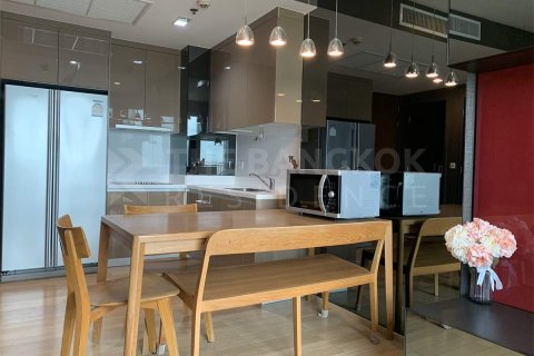 Condo in Bangkok, Thailand, 2 bedrooms № 185038 - photo 6