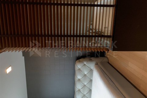 Condo in Bangkok, Thailand, 2 bedrooms № 185038 - photo 7