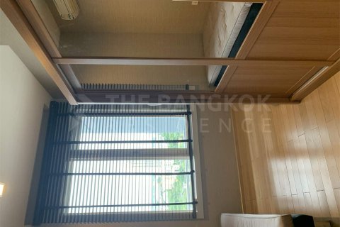 Condo in Bangkok, Thailand, 2 bedrooms № 185038 - photo 2