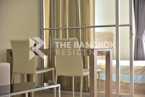 Condo in Bangkok, Thailand, 1 bedroom № 185034 - photo 5