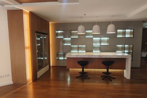 Кондоминиум с 6 спальнями в Бангкоке, Таиланд № 170372 - фото 4