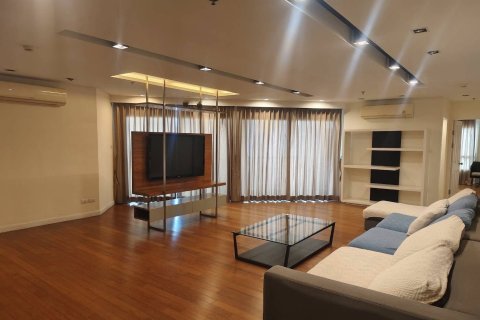 Кондоминиум с 6 спальнями в Бангкоке, Таиланд № 170372