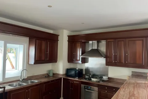 Дом в Паттайе, Таиланд с 6 комнатами  № 170370 - фото 22