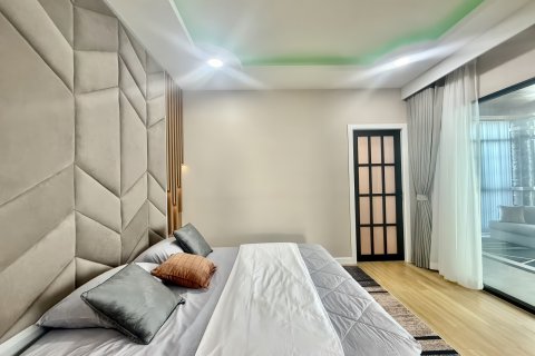 House in Pattaya, Thailand 4 bedrooms № 170369 - photo 24