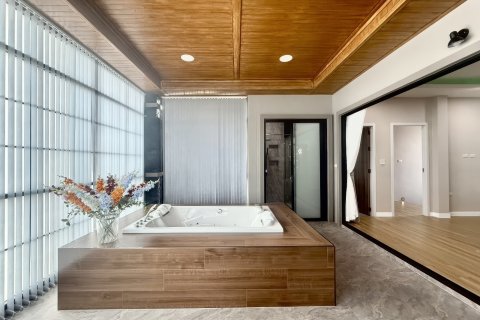 House in Pattaya, Thailand 4 bedrooms № 170369 - photo 26