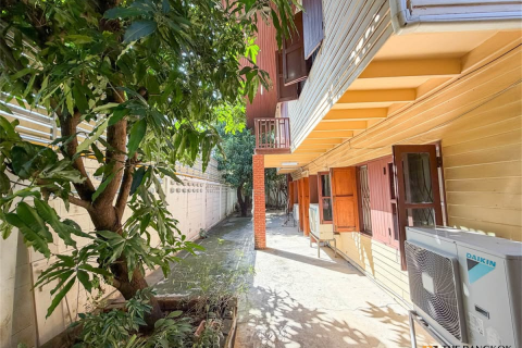 House in Bangkok, Thailand 3 bedrooms № 190376 - photo 5