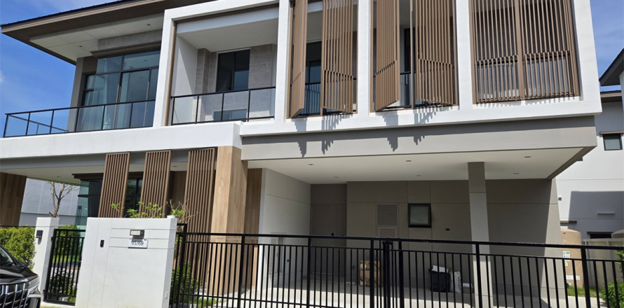 บ้านในกรุงเทพฯ, ประเทศไทย 4 ห้องนอน № 190375