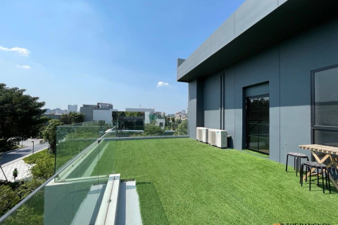 House in Bangkok, Thailand 4 bedrooms № 190378 - photo 2