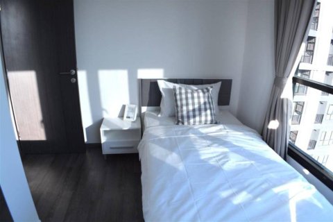 Condo à Bangkok, Thaïlande, 2 chambres  № 172968 - photo 8