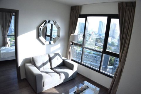 Condo à Bangkok, Thaïlande, 2 chambres  № 172968 - photo 1