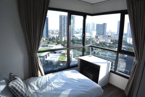 Condo à Bangkok, Thaïlande, 2 chambres  № 172968 - photo 10