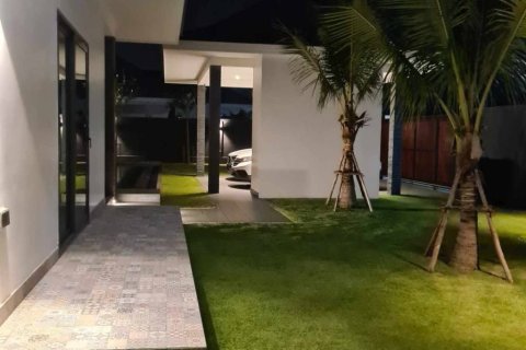 Вилла в Хуа Хине, Таиланд с 4 спальнями  № 172964 - фото 4